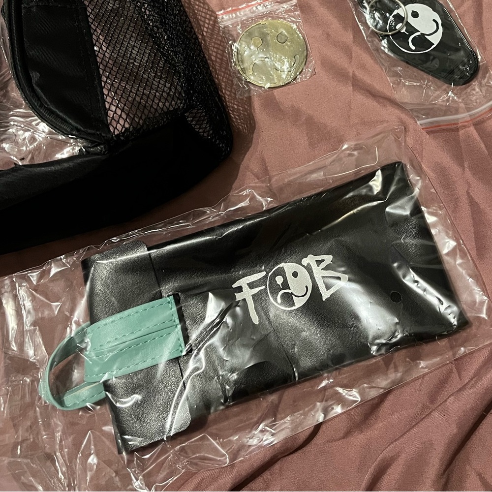 So Much For (Tour)Dust VIP Merch - Picture 4 of 4